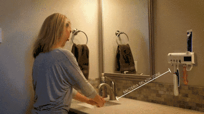 尤其提名表扬通用的牙膏站,挤牙膏轻轻松松,一按一松即可.